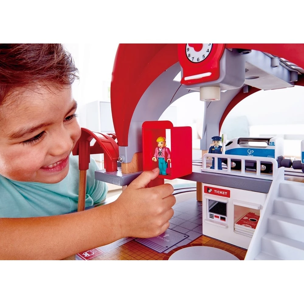 Circuit De Train - Gare TGV 4 Circuit De Train - Gare TGV – Image 4