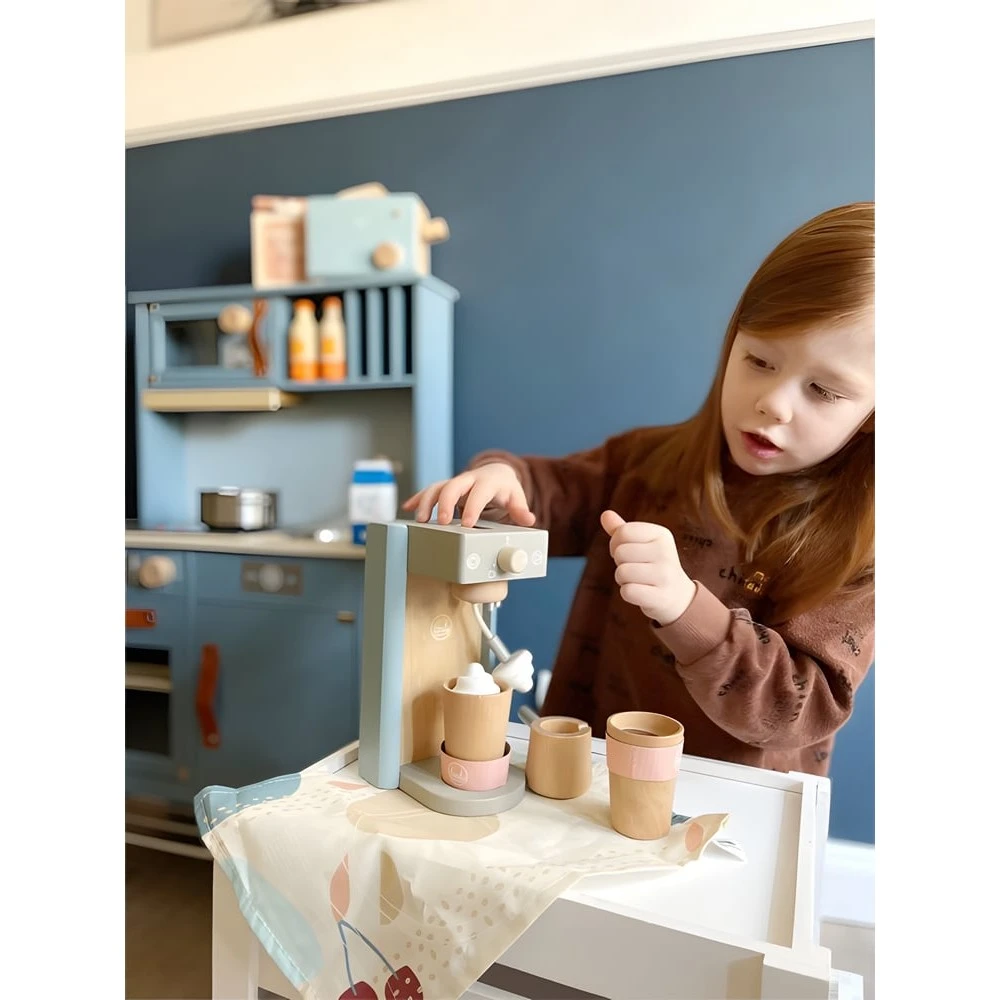 Small Foot Dinette - Instant Café 2 Small Foot Dinette - Instant Café – Image 2