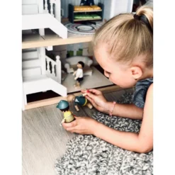 Small Foot Maison De Poupée - Manoir 23 Small Foot Maison De Poupée - Manoir -Magasin De Jouets En Bois maison de poupee manoir bois 3