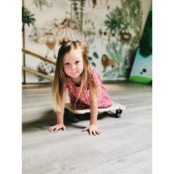 Small Foot Planche à Roulettes - La Magie De La Glisse -Magasin De Jouets En Bois planche a roulettes la magie de la glisse bois 3
